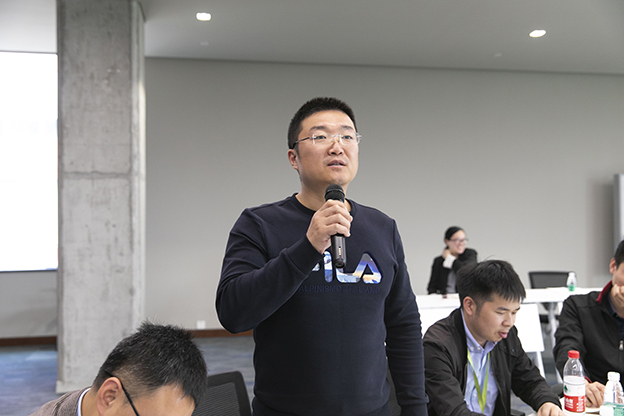 1658112376215976267C.jpg 3V7A7877_1.jpg