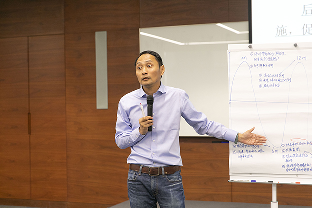 1658112414871049BBA7.jpg 3V7A7972.jpg