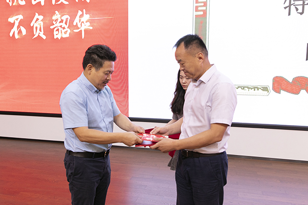 1658281200190630FD86.jpg 28.JPG