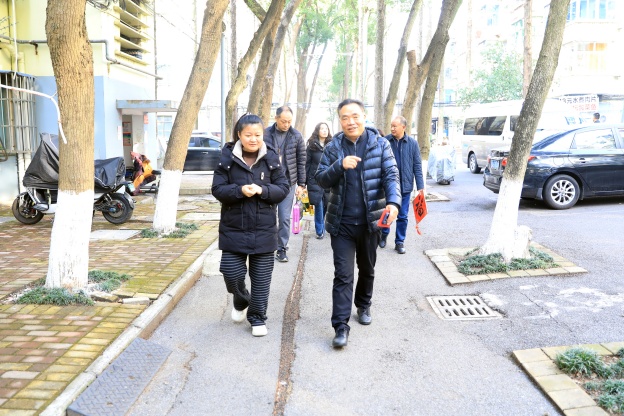 17700893803620692F71.jpg 1.JPG