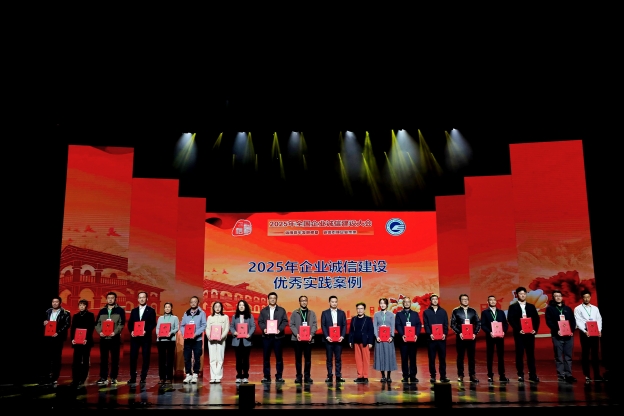 176215986163764452D1.jpg 2_¸±±¾.jpg