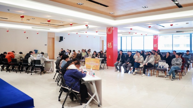 1764232889591041C1AF.jpg 3.4.jpg