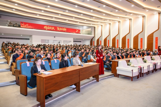 1770365645581488A6EC.jpg 6.jpg