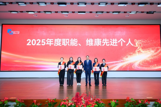 1770365737831632pD43.jpg 8.7.jpg